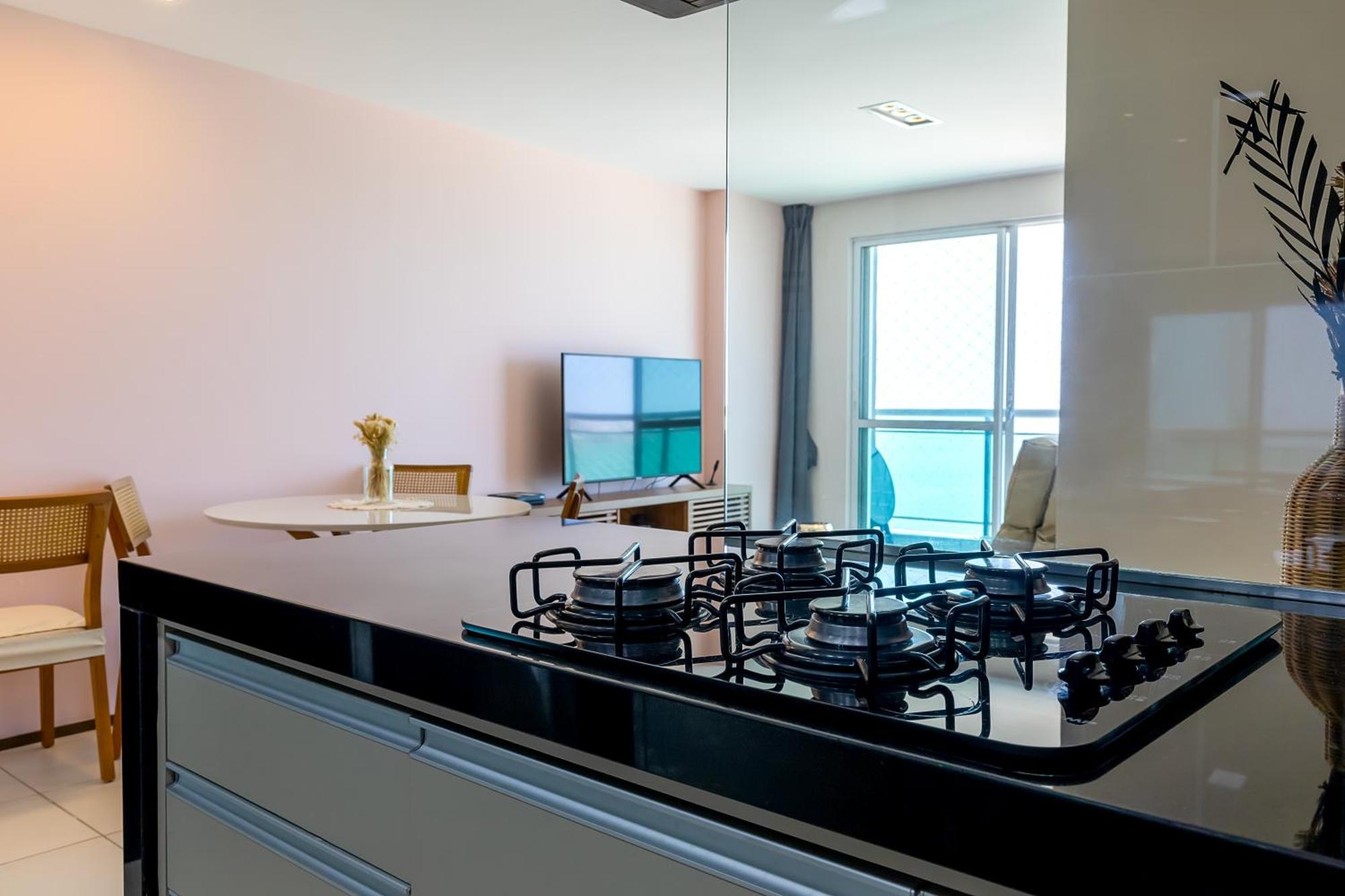 Modern Beachfront W. Magnificent Seaview Apartment