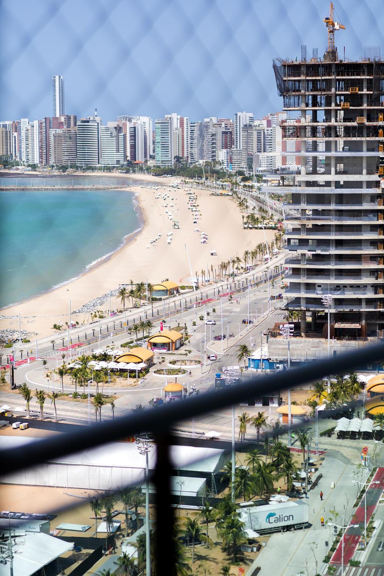 Modern Beachfront W. Magnificent Seaview Fortaleza (Ceara)