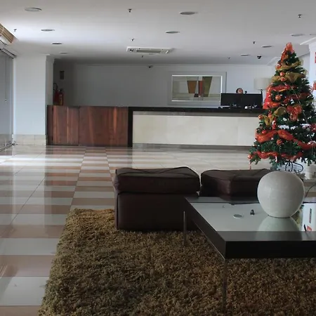 Modern Beachfront W. Magnificent Seaview Apartamento *