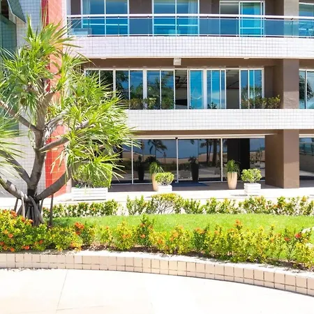 Modern Beachfront W. Magnificent Seaview Apartamento *
