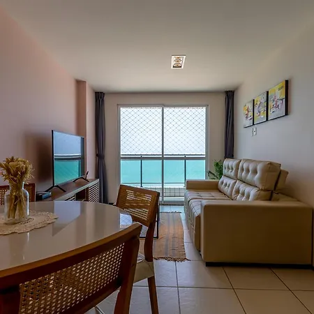 Modern Beachfront W. Magnificent Seaview Apartamento