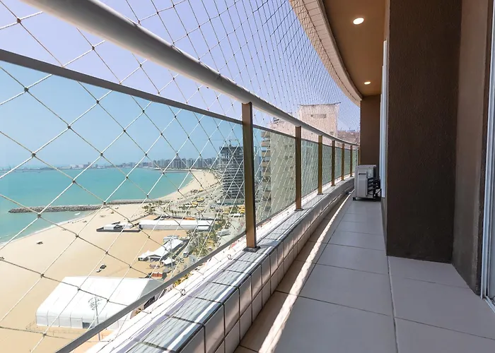 Modern Beachfront Apartment W. Magnificent Seaview