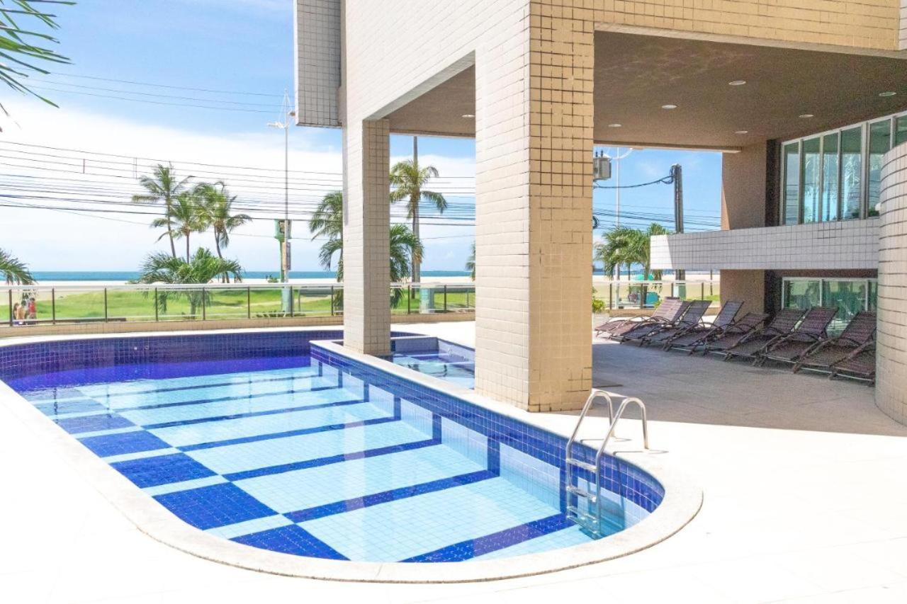 Modern Beachfront W. Magnificent Seaview *