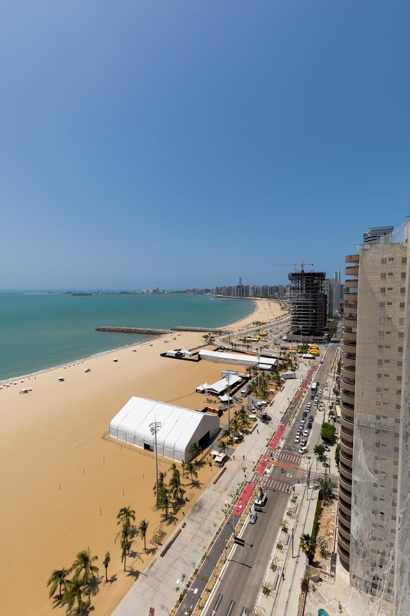 Modern Beachfront W. Magnificent Seaview * Fortaleza (Ceara)